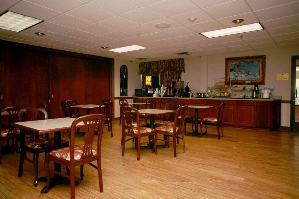 Best Western Plus Georgetown Corporate Center Hotel Restoran gambar